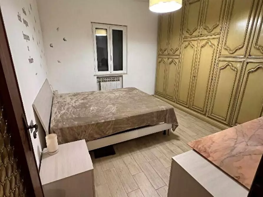 Immagine 5 di Pentalocale in vendita  in Via San Carlo di Cese 36H a Genova