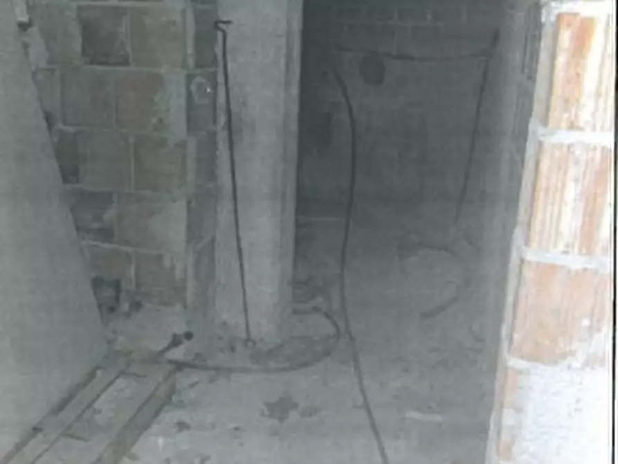 Immagine 6 di Locale commerciale in vendita  in Via Daniele Manin 44 a La Spezia