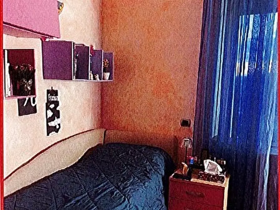 Immagine 7 di Pentalocale in vendita  in Via Aurelio Robino 152 a Genova