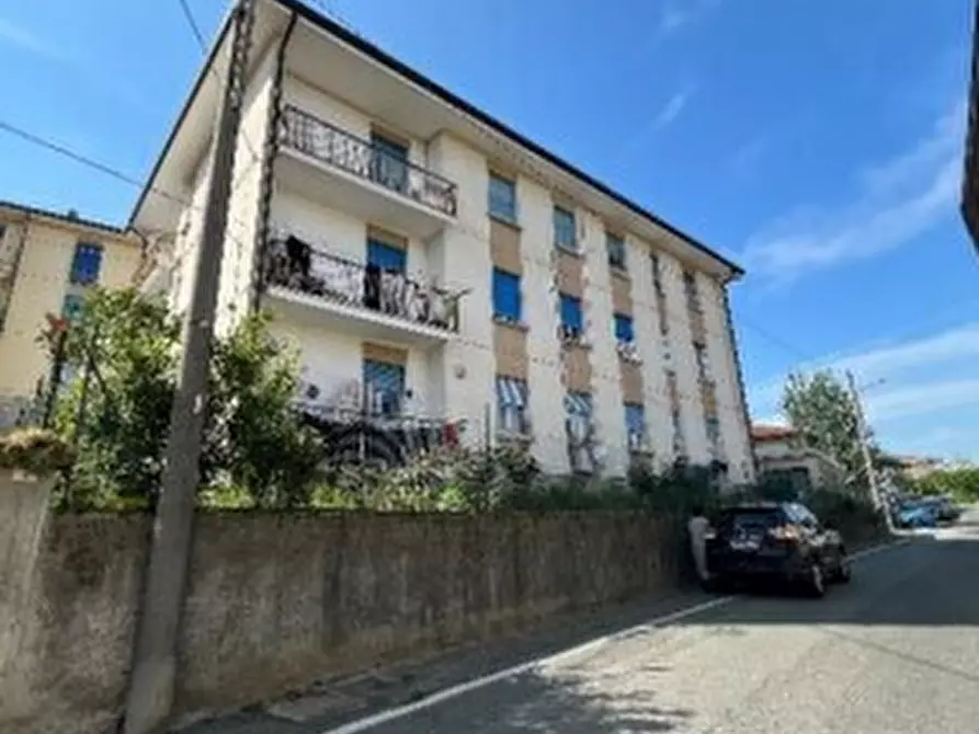 Immagine 1 di Pentalocale in vendita  in Strada San Evasio 6 a Ovada