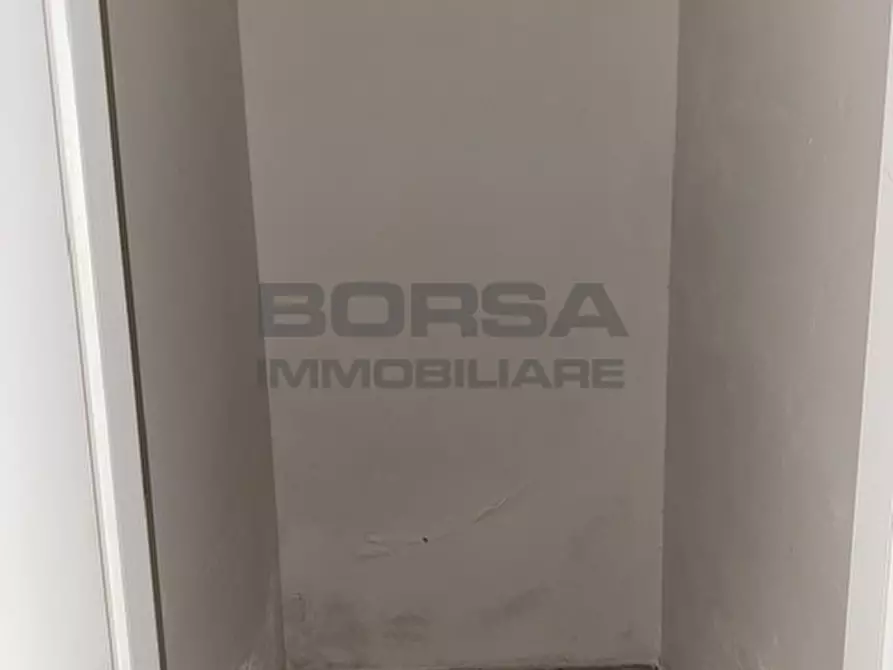 Immagine 13 di Appartamento in vendita  in Via Fagiuoli SNC a Livorno