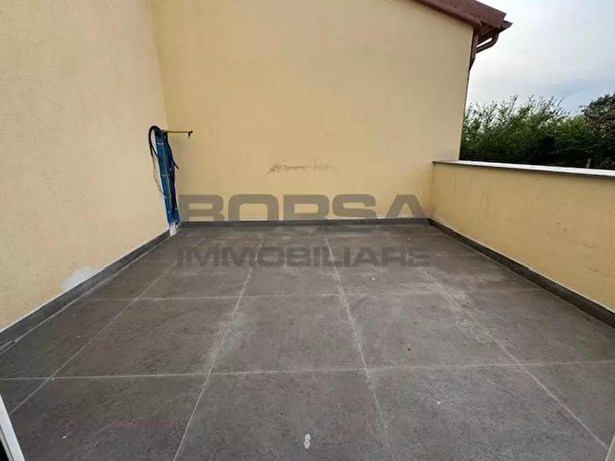 Immagine 4 di Appartamento in vendita  in Via delle Sorgenti 402 a Livorno