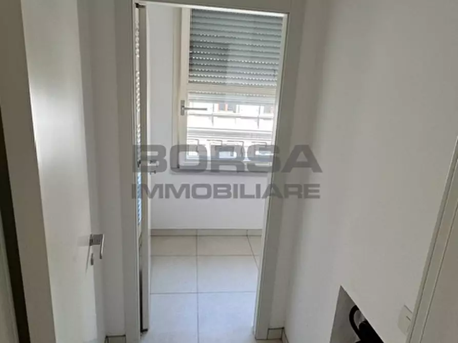 Immagine 11 di Monolocale in vendita  in cairoli a Livorno