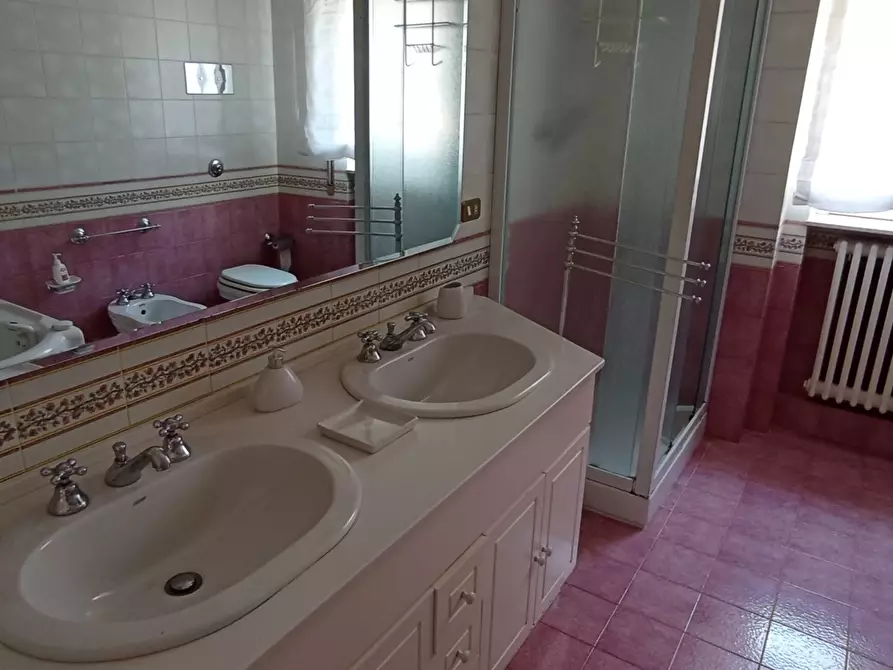Immagine 23 di Pentalocale in vendita  a Ragusa