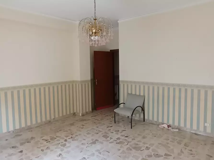 Immagine 3 di Pentalocale in vendita  a Ragusa