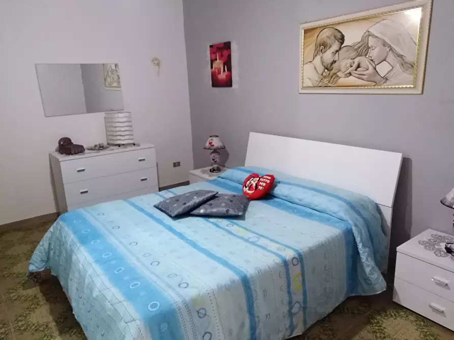 Immagine 12 di Pentalocale in vendita  a Ragusa