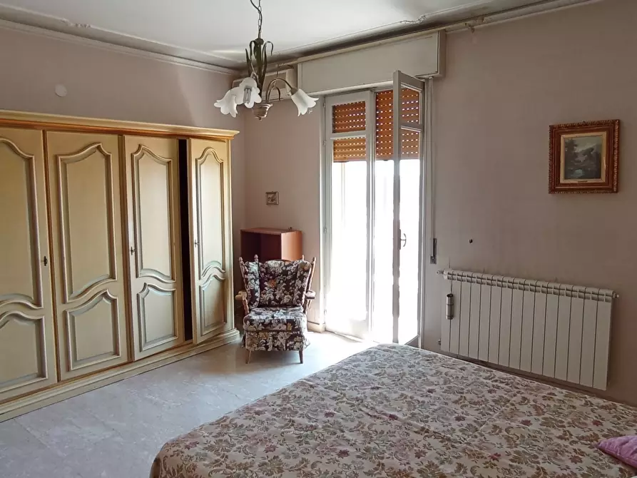 Immagine 6 di Pentalocale in vendita  a Ragusa