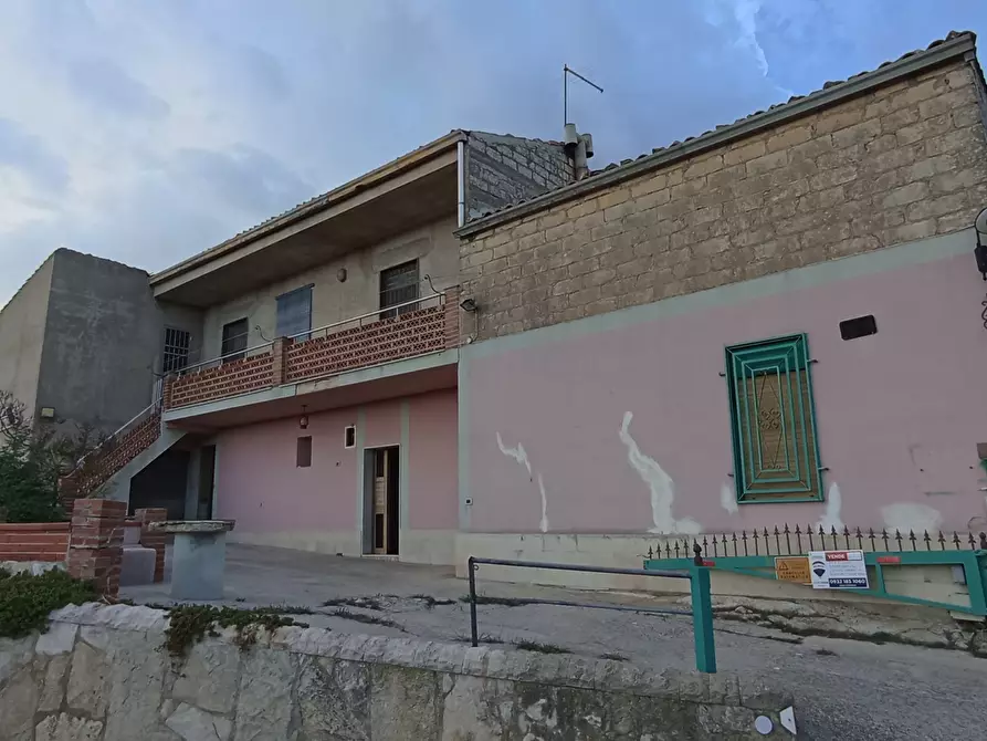 Immagine 31 di Casa bifamiliare in vendita  a Ragusa