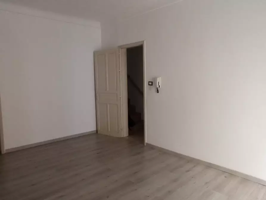 Immagine 9 di Casa indipendente in vendita  a Ragusa