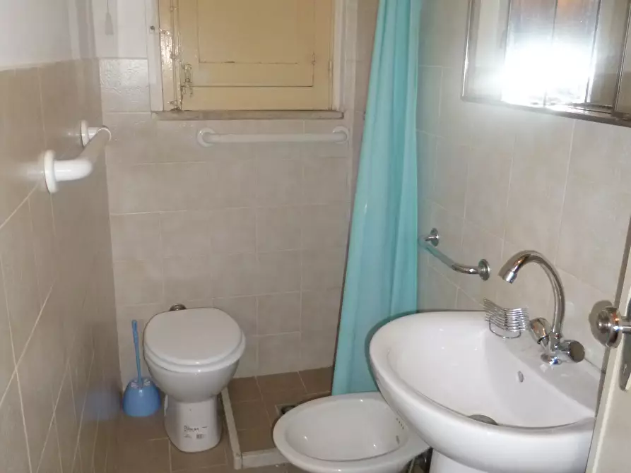 Immagine 23 di Casa indipendente in vendita  a Ragusa