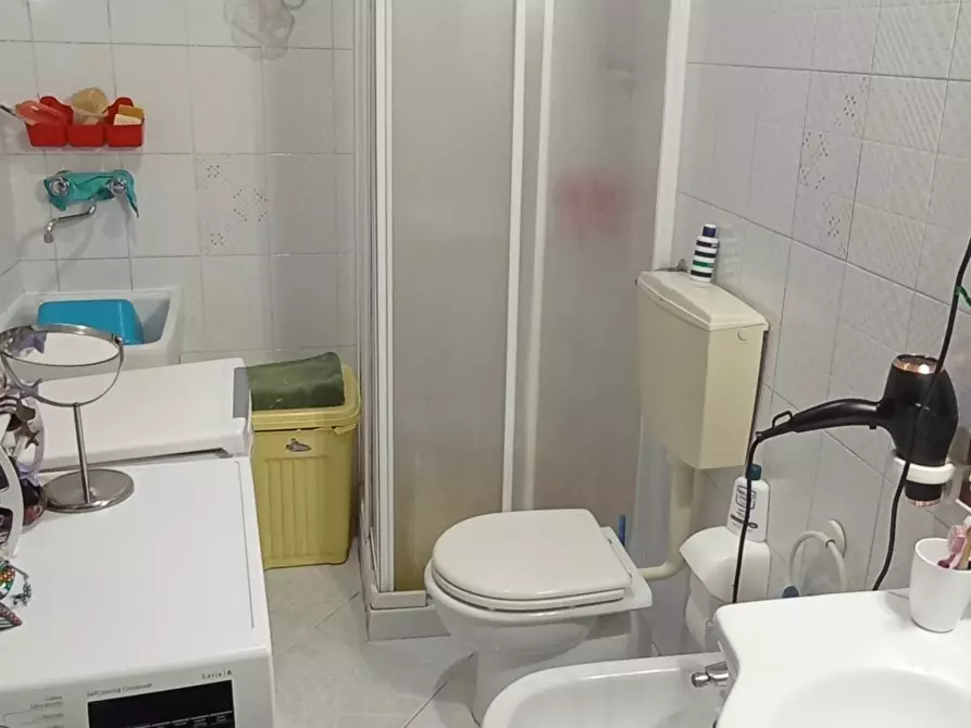 Immagine 11 di Pentalocale in vendita  a Ragusa