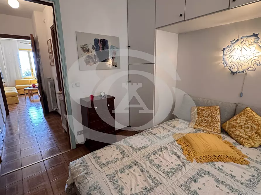 Immagine 24 di Bilocale in vendita  in Via Padre Semeria 54 a Ospedaletti