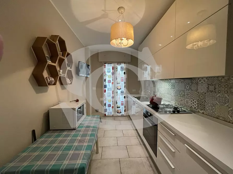 Immagine 11 di Trilocale in vendita  in Via Montà dei Guisci a San Remo