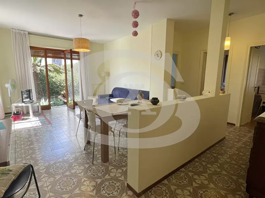 Immagine 2 di Trilocale in vendita  in Via degli Ulivi 5 a Ospedaletti