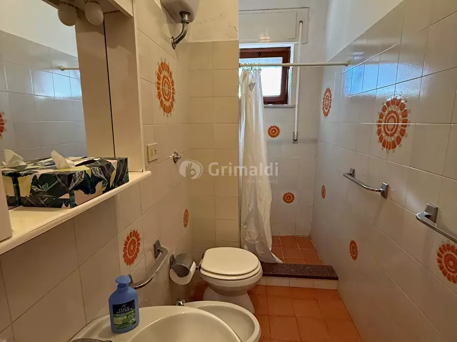 Immagine 26 di Quadrilocale in vendita  in Via Circeo 6 a Anzio