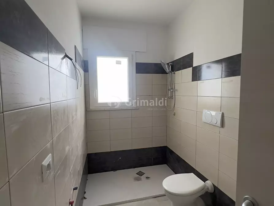 Immagine 11 di Trilocale in vendita  in Via Monte Civetta 2 a Nettuno