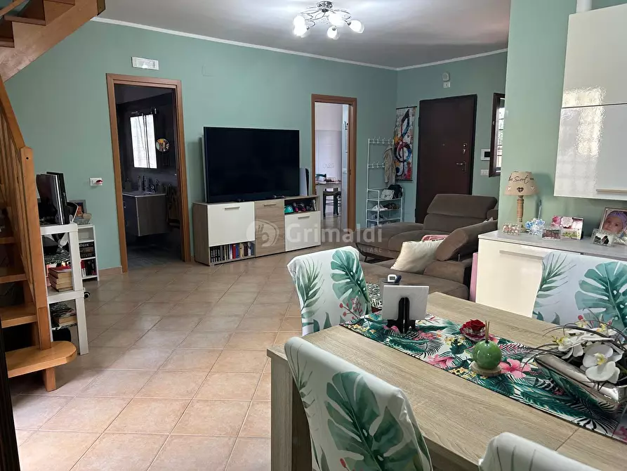 Immagine 9 di Casa bifamiliare in vendita  in Via Lago di Carezza 13 a Nettuno