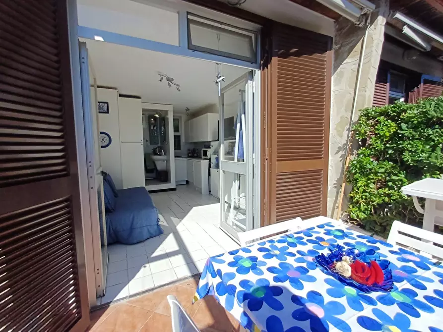 Immagine 14 di Monolocale in vendita  in Via Olanda 157 a Sestri Levante
