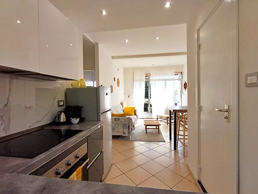 Immagine 15 di Trilocale in vendita  in Via Olanda 159 a Sestri Levante