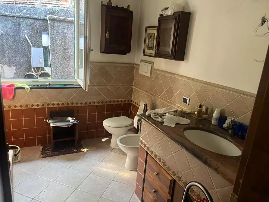 Immagine 18 di Villa in vendita  in Via Salvatore Gatti 19 a Castiglione Chiavarese