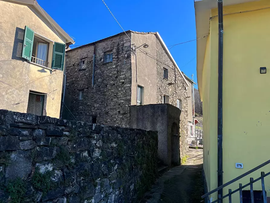 Immagine 23 di Bilocale in vendita  a Maissana