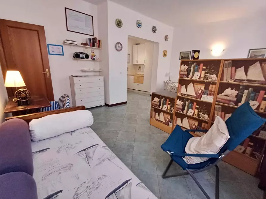 Immagine 10 di Bilocale in affitto  in Via Vincenzo Fascie 7 a Sestri Levante