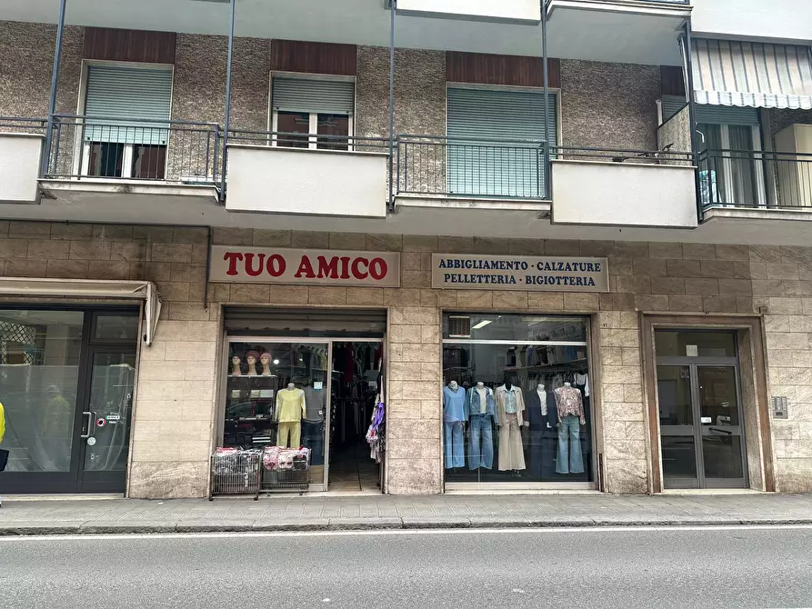 Immagine 1 di Locale commerciale in vendita  in Via Magenta 15 a Chiavari