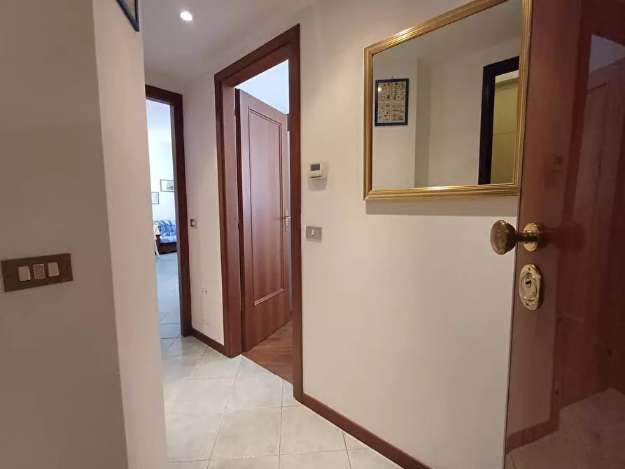 Immagine 15 di Bilocale in affitto  in Via Vincenzo Fascie 7 a Sestri Levante