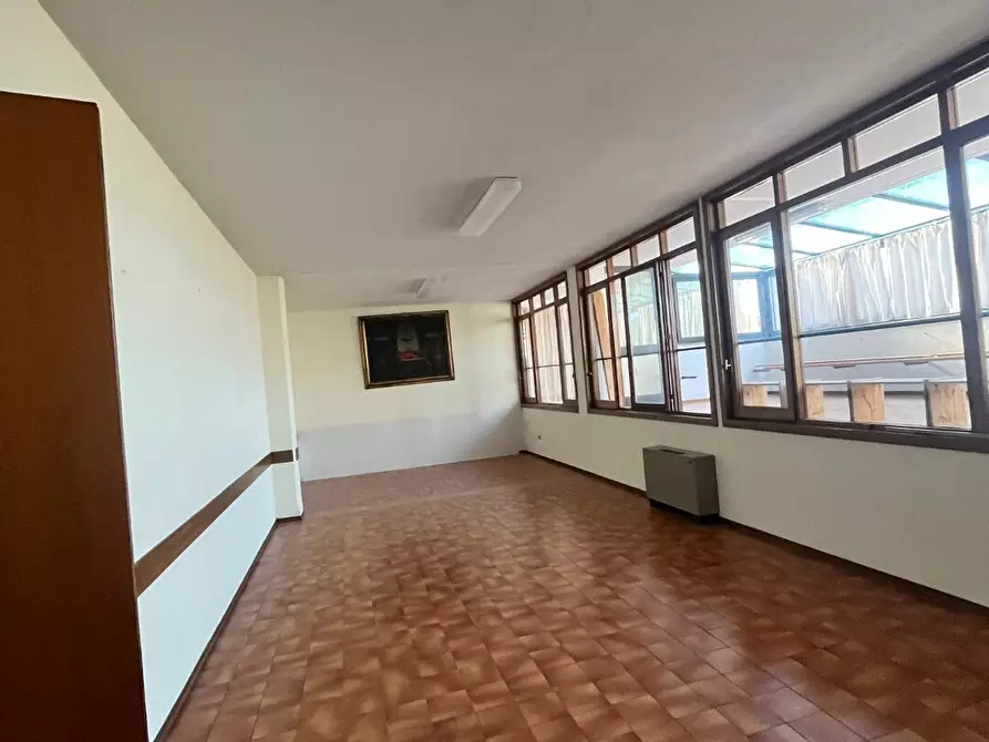 Immagine 8 di Palazzo in vendita  in Via Miramare 43 a Leivi