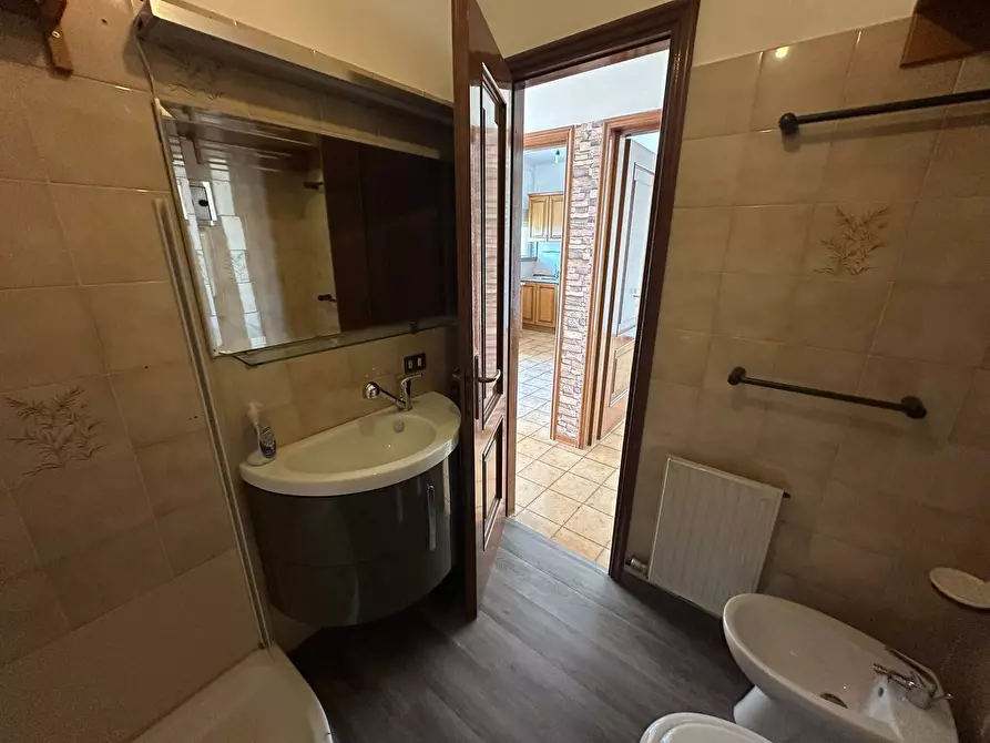 Immagine 22 di Appartamento in vendita  in Via Negrotto Cambiaso 65 a Sestri Levante
