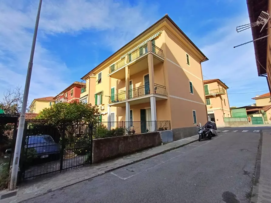 Immagine 36 di Appartamento in vendita  in Via Nazionale 570 a Sestri Levante