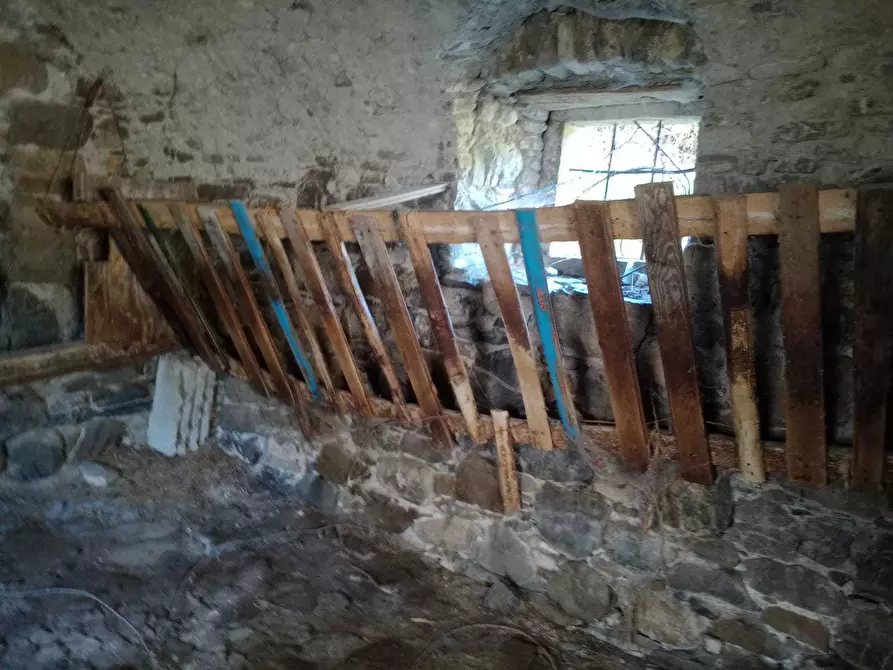 Immagine 13 di Terratetto in vendita  in Campo Benedetto 1 a Varese Ligure