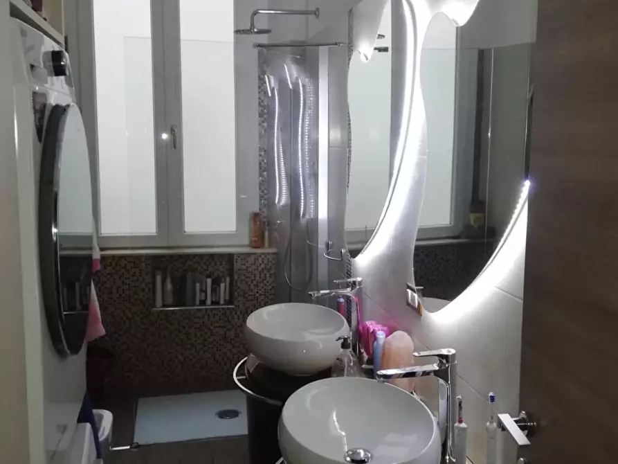 Immagine 7 di Trilocale in vendita  a Livorno