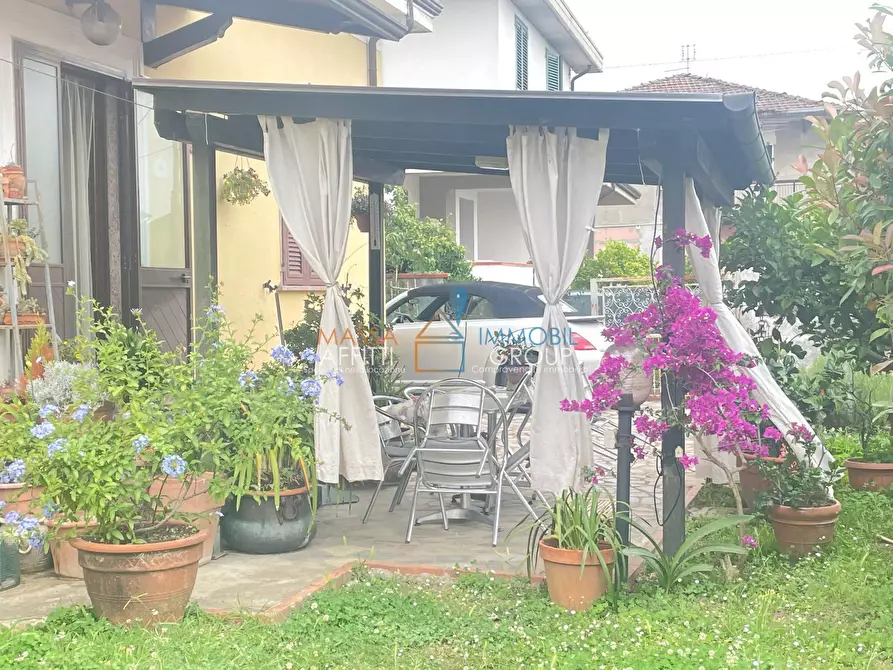 Immagine 5 di Casa indipendente in vendita  in Via Fossone Basso 6/1 a Carrara