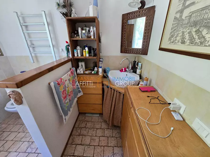 Immagine 38 di Casa indipendente in vendita  in Via Villaggio Castagnara 269 a Massa