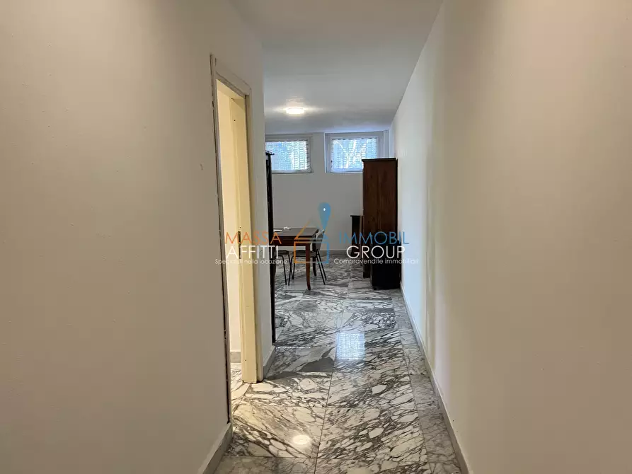 Immagine 3 di Trilocale in vendita  in Via Garibaldi 27 a Carrara