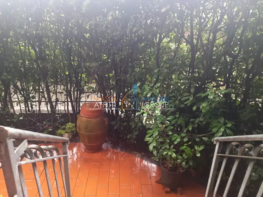 Immagine 9 di Quadrilocale in vendita  in Viale Stazioni 61 a Massa