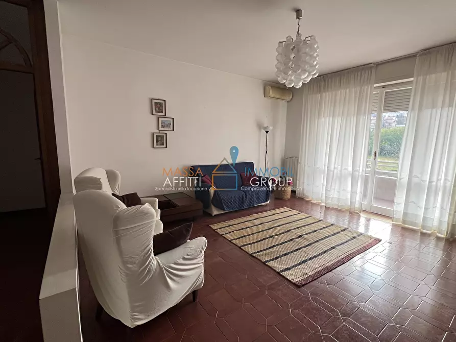 Immagine 7 di Quadrilocale in vendita  in Viale puccini 6 a Massa