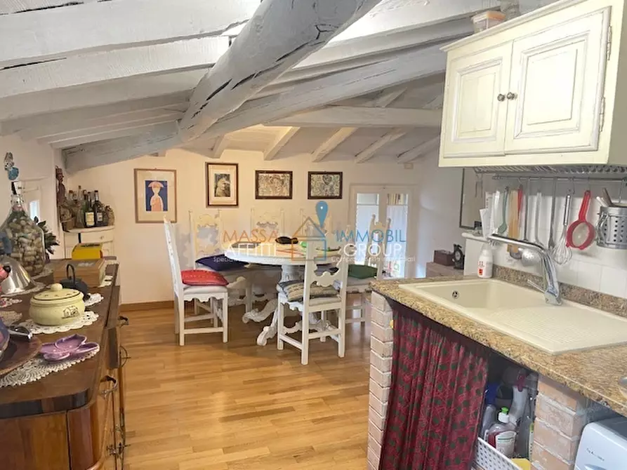 Immagine 18 di Mansarda in vendita  in Via S. Stagi 44B a Forte Dei Marmi