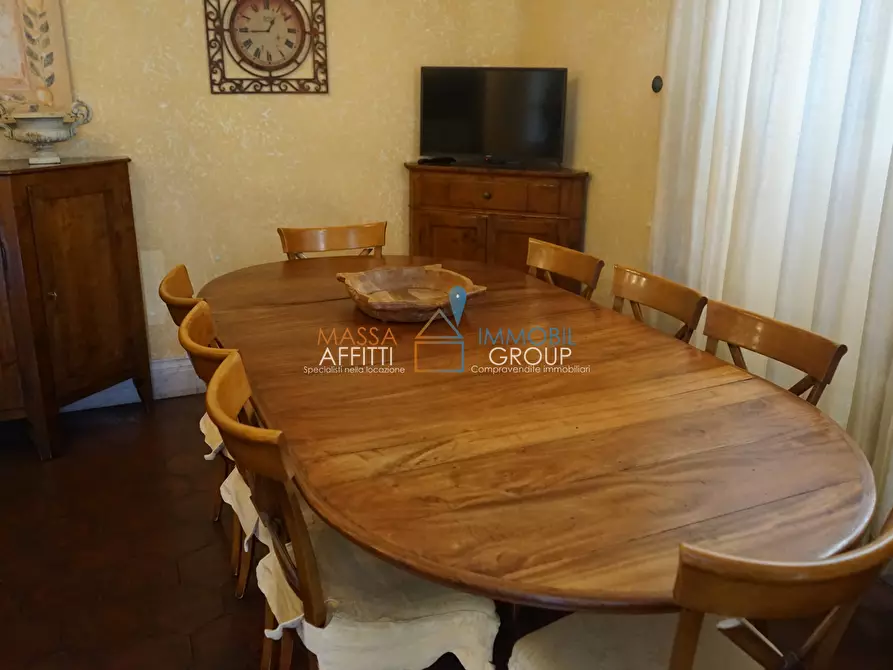 Immagine 3 di Porzione di casa in vendita  in Via Roma 26A a Carrara