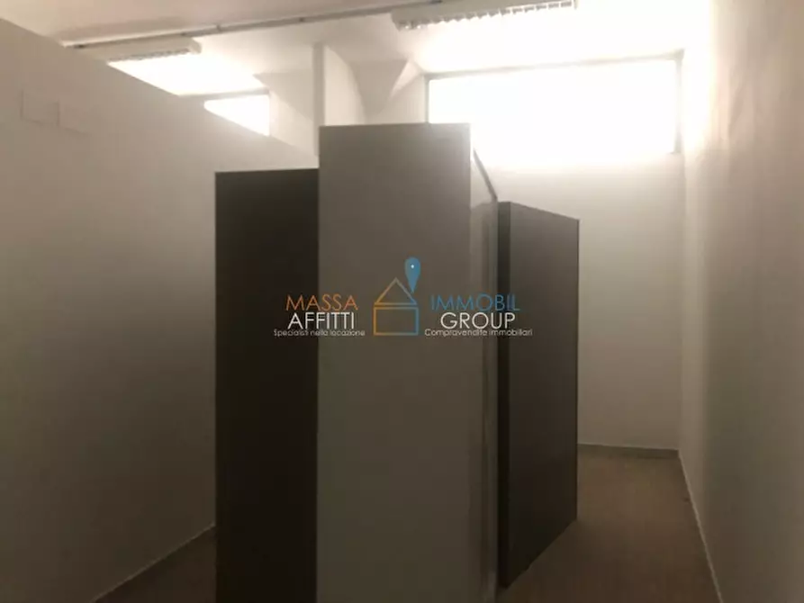 Immagine 21 di Ufficio in affitto  in Via Democrazia 7 a Massa