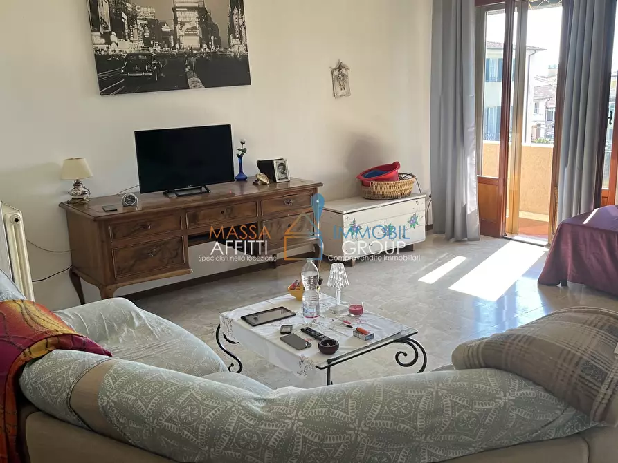 Immagine 5 di Pentalocale in vendita  in Piazza Gino Lucetti 11B a Carrara