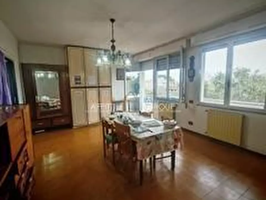 Immagine 7 di Quadrilocale in vendita  in Via Fossone 31 a Massa