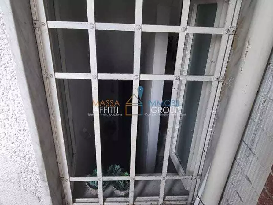 Immagine 18 di Trilocale in vendita  in Viale XX Settembre 31A a Carrara