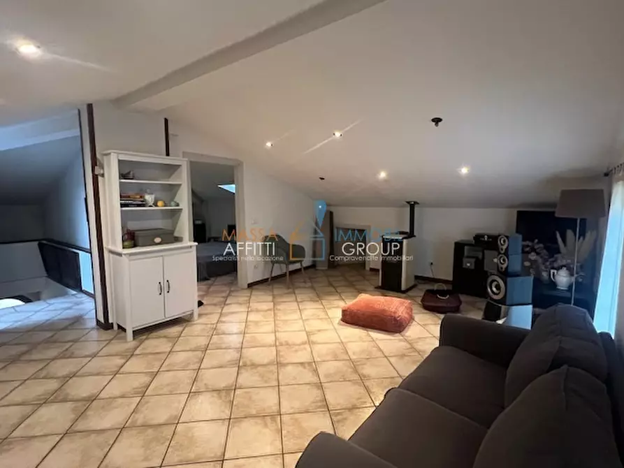 Immagine 47 di Porzione di casa in vendita  in Via Celia 1 a Massa