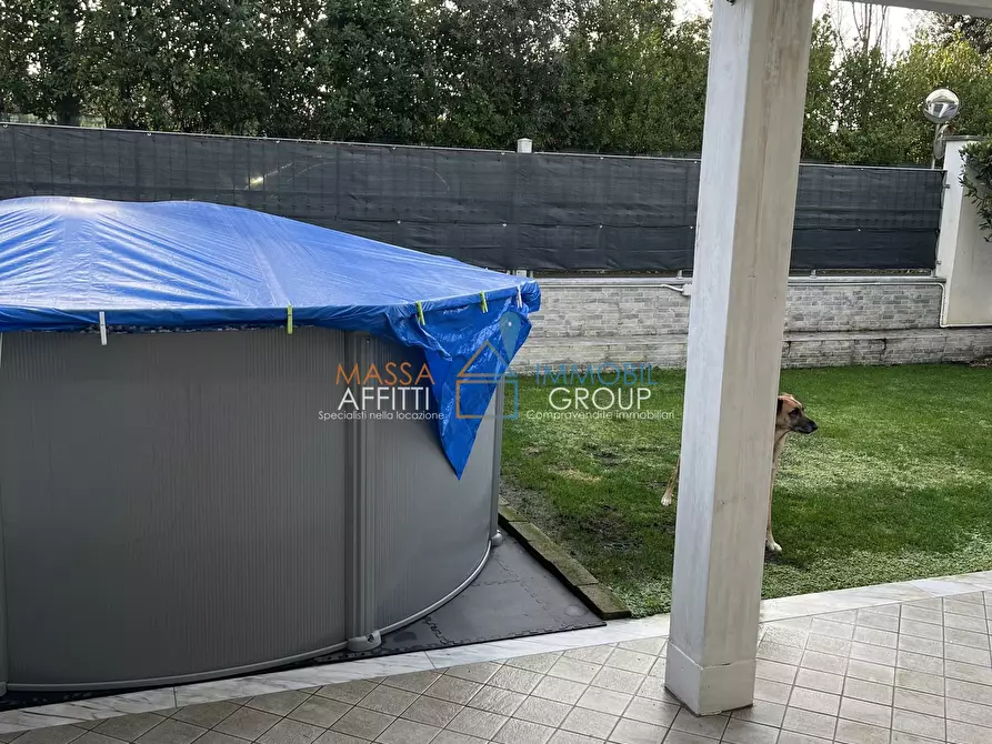 Immagine 21 di Porzione di casa in vendita  in Via dei Loghi 55a a Massa