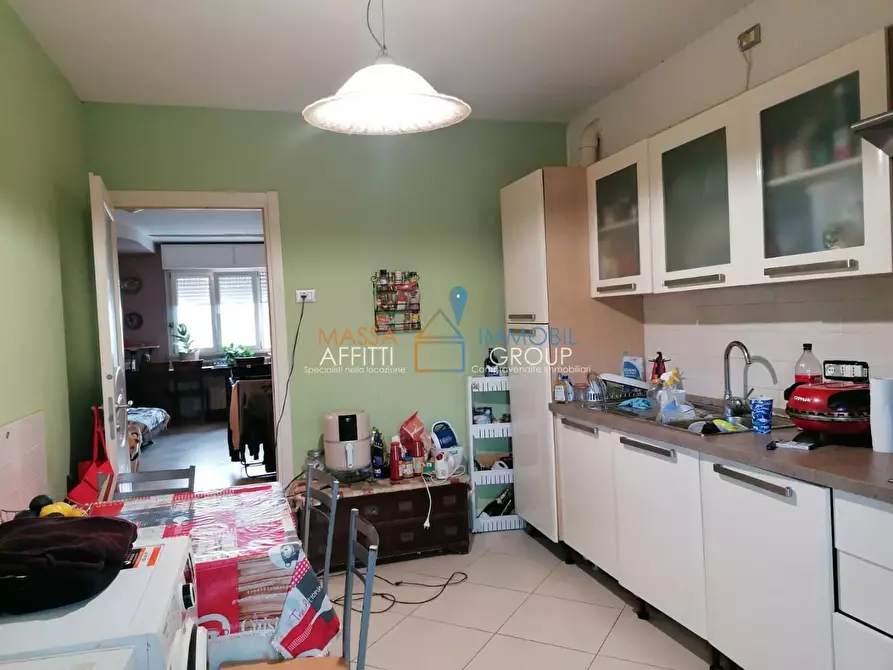 Immagine 5 di Pentalocale in vendita  in Via Casola 1 a Carrara