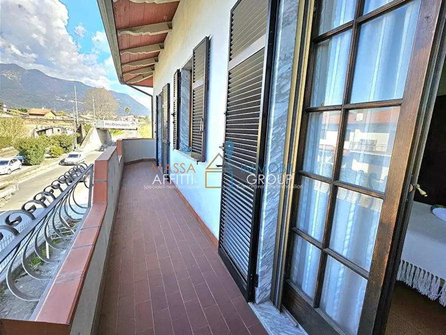 Immagine 23 di Appartamento in vendita  a Massa