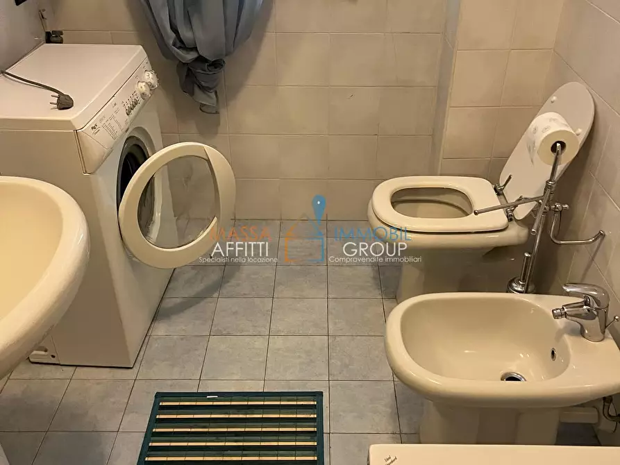 Immagine 10 di Quadrilocale in affitto  in Via Gioacchino Ascoli 27 a Massa