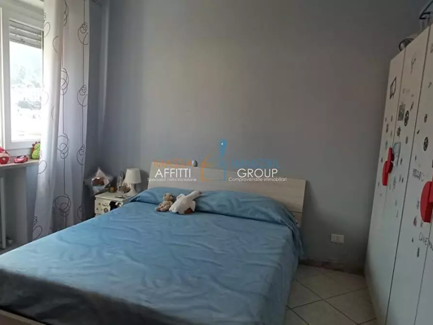 Immagine 16 di Pentalocale in vendita  in Via Democrazia 3 a Massa